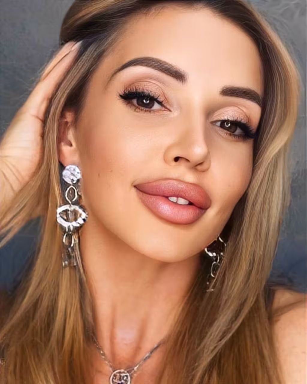 Vika russian bride show