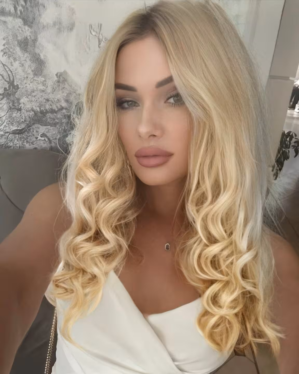 Oksana russian brides band