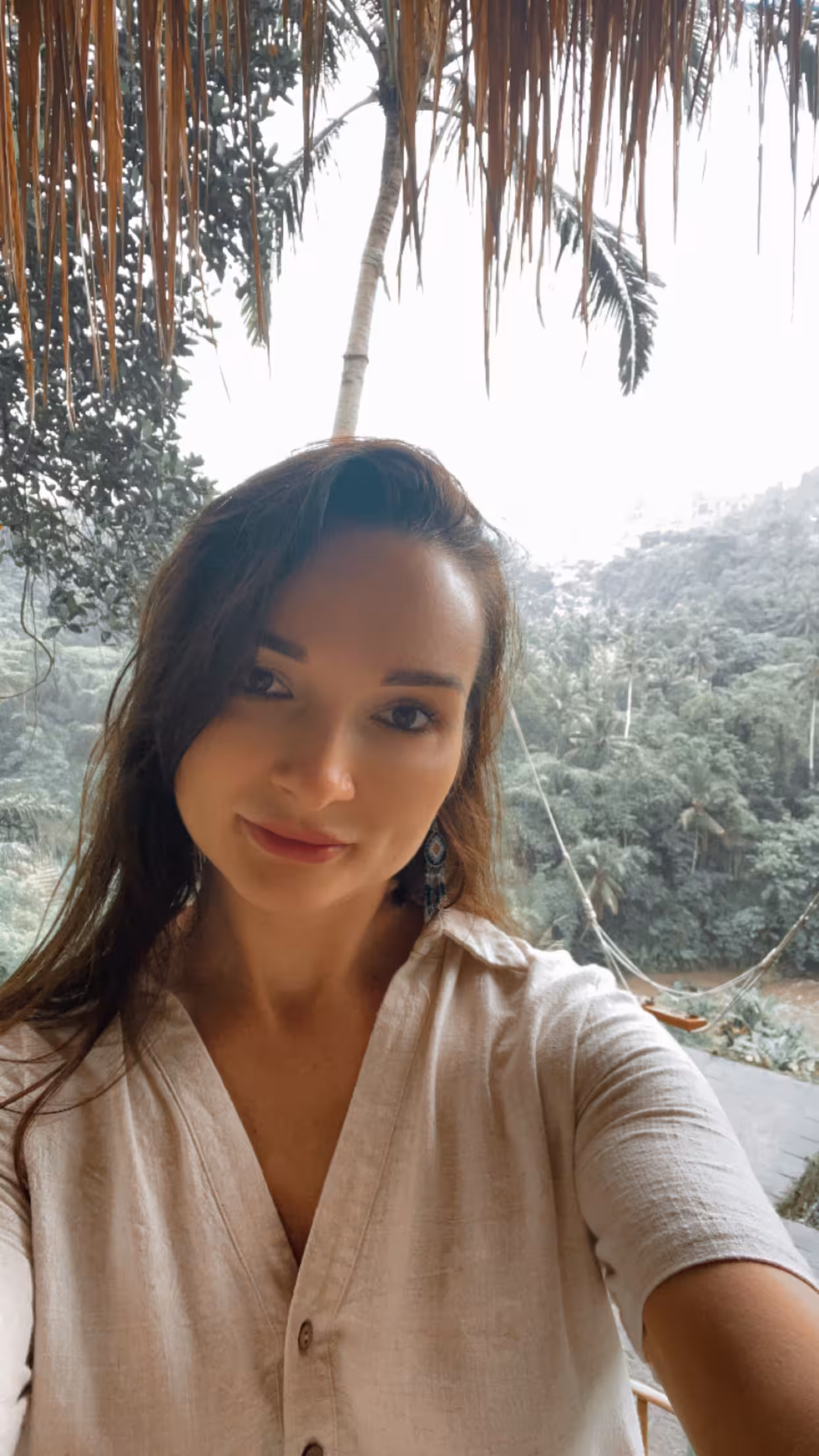 Olga 39 yo from Antwerp Belgium I’m here to be your queen bride