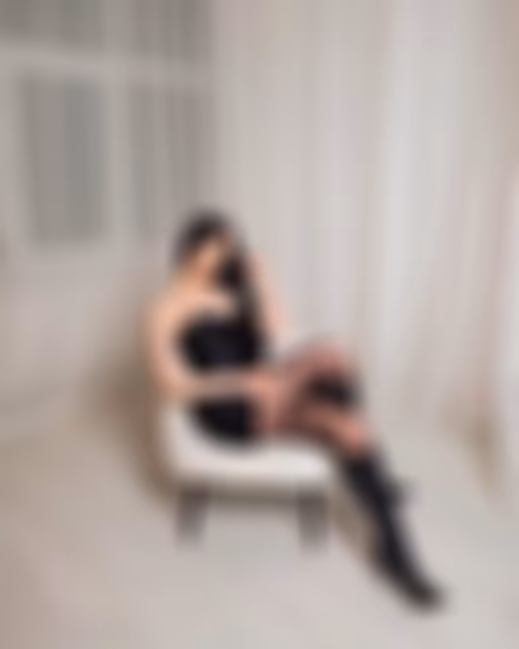 Yelyzaveta 20 yo from Kyiv Ukraine I'm here to be your soulmate forever
