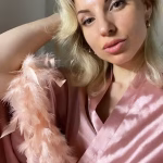 Valeria 35 yo from Wien Austria I'm ready to be your beloved wife