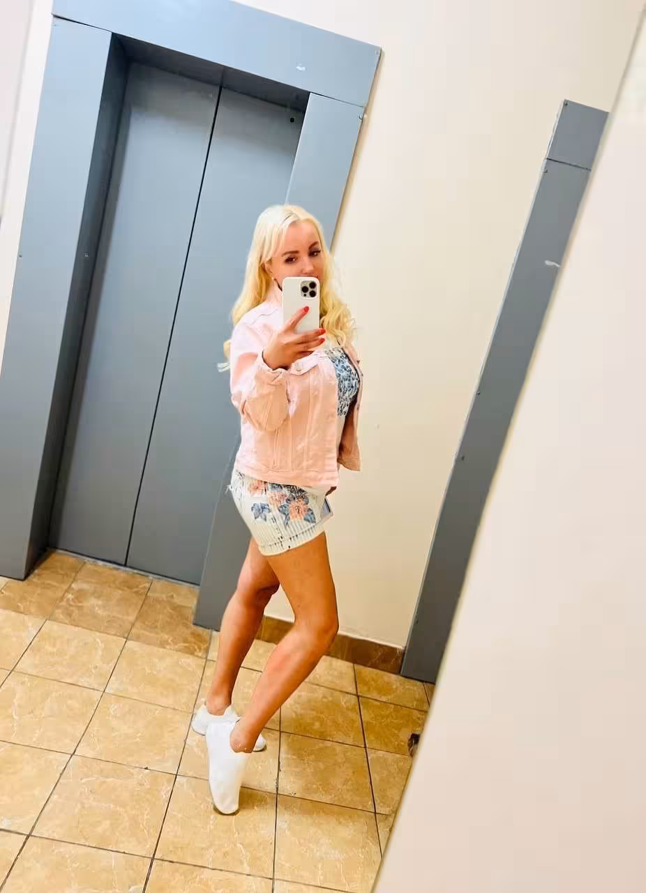 Mila 47 yo from Kyiv Ukraine I'm ready to be your lifetime sweetheart