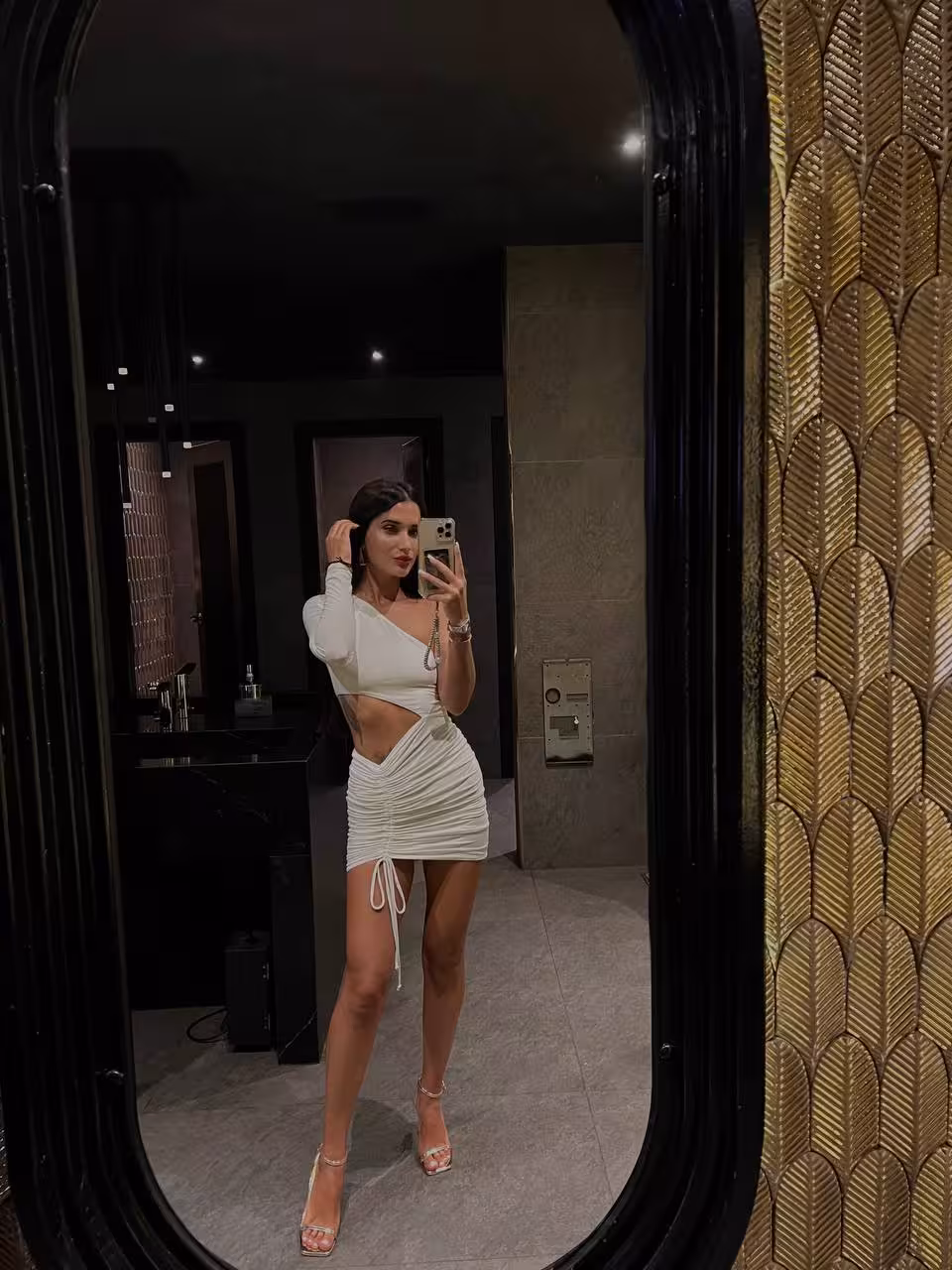 Olga 34 yo from Pafos Cyprus I'm ready to be your princess lady