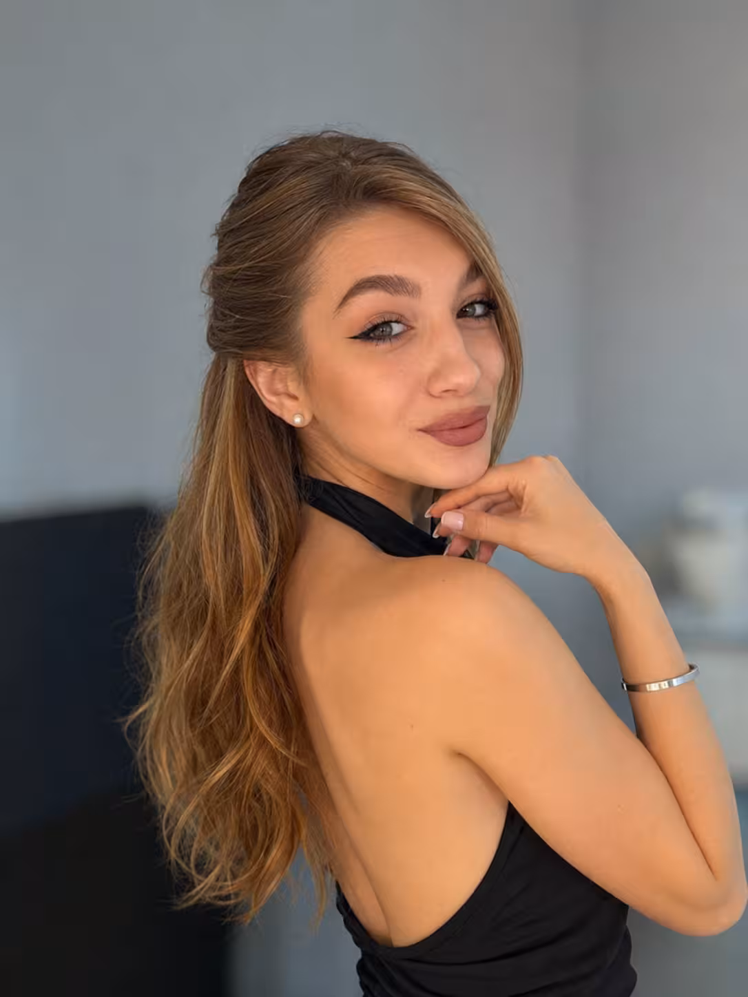 Kateryna 19 yo from Kyiv Ukraine I'm ready to be your princess wife
