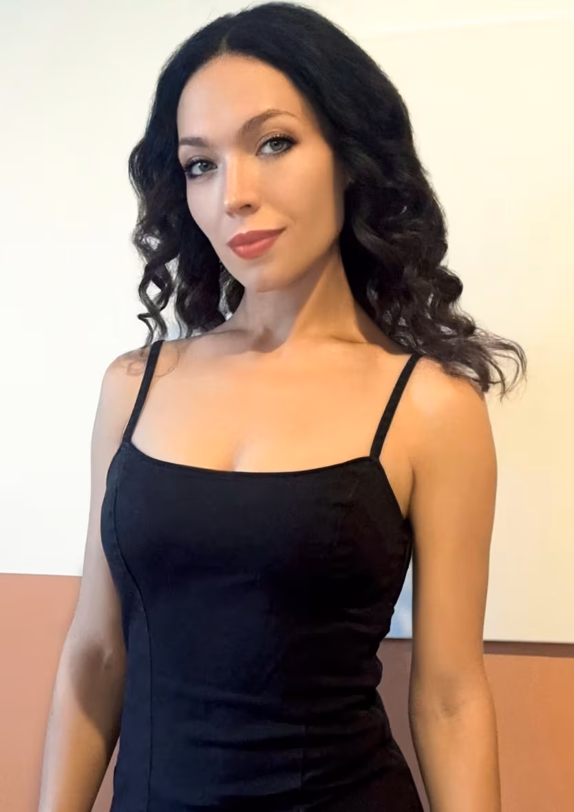 Anastasia 29 Bari Italy I want to be your other half