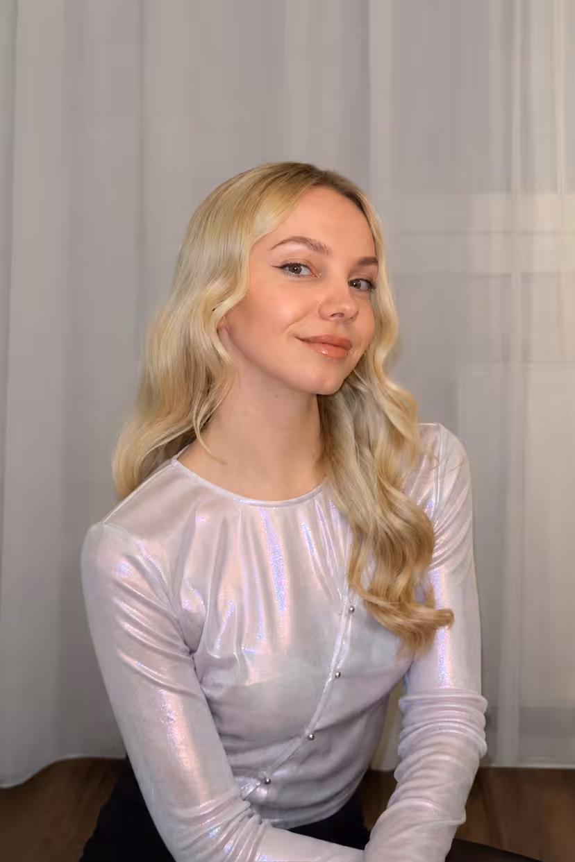 Yulia 28 yo from Bratislava Slovakia I want to be your other half bride