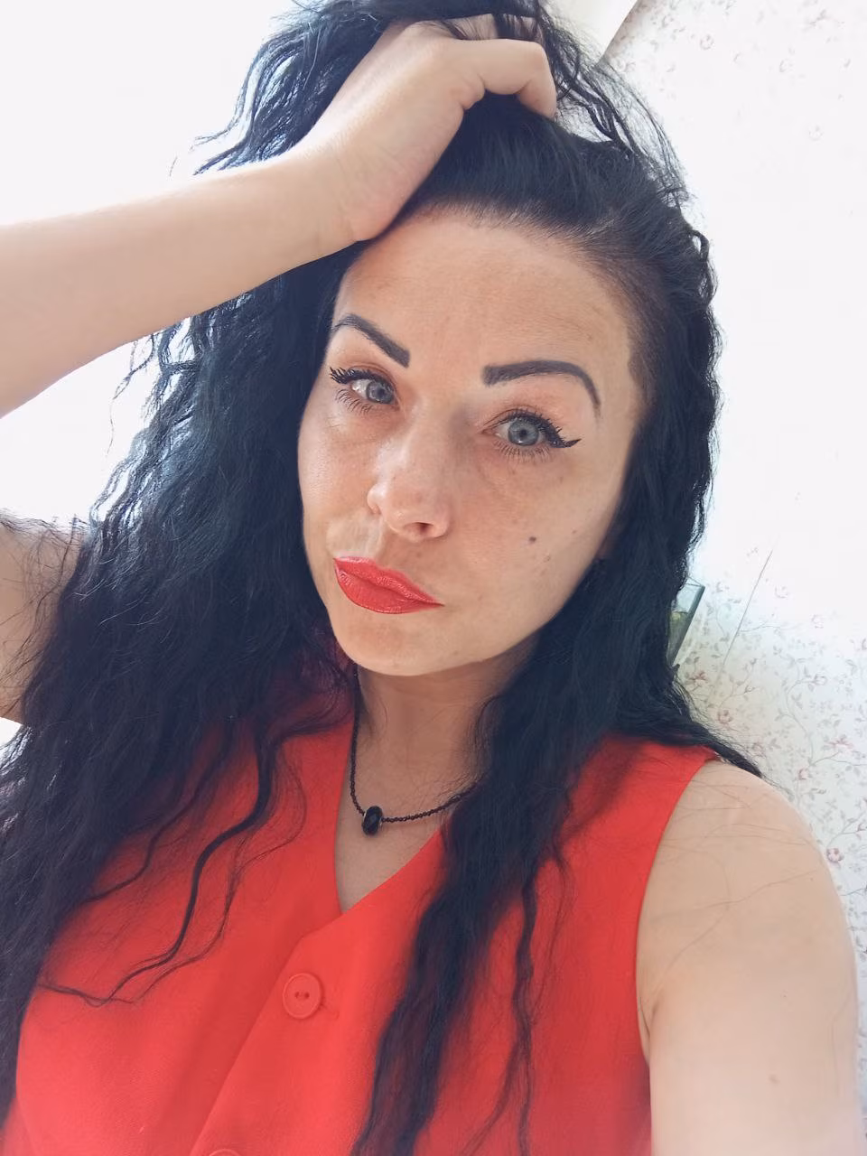 Natalie 40 yo from Berdyansk Russia I want to be your soulmate queen