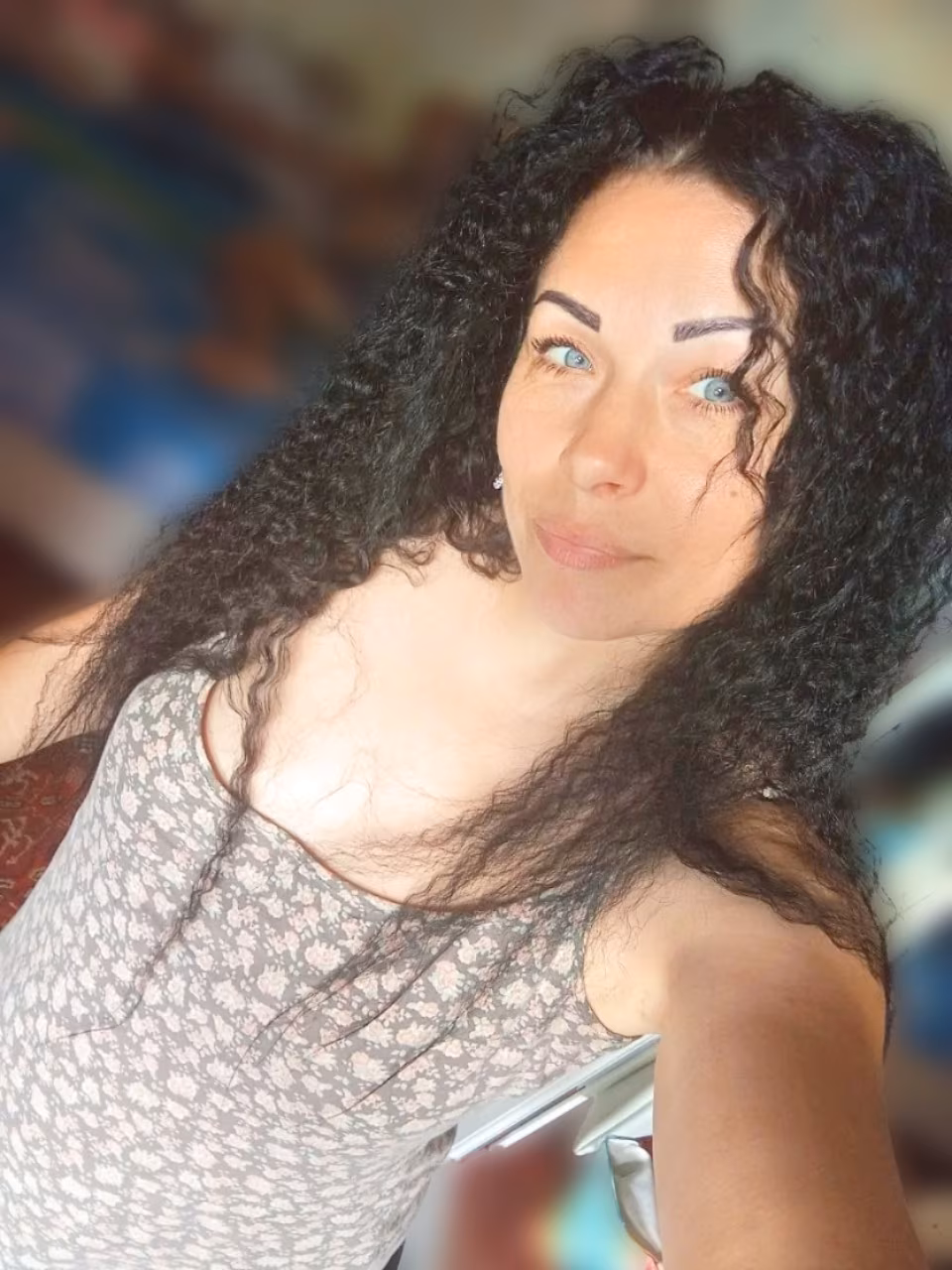 Natalie 40 yo from Berdyansk Russia I want to be your soulmate queen