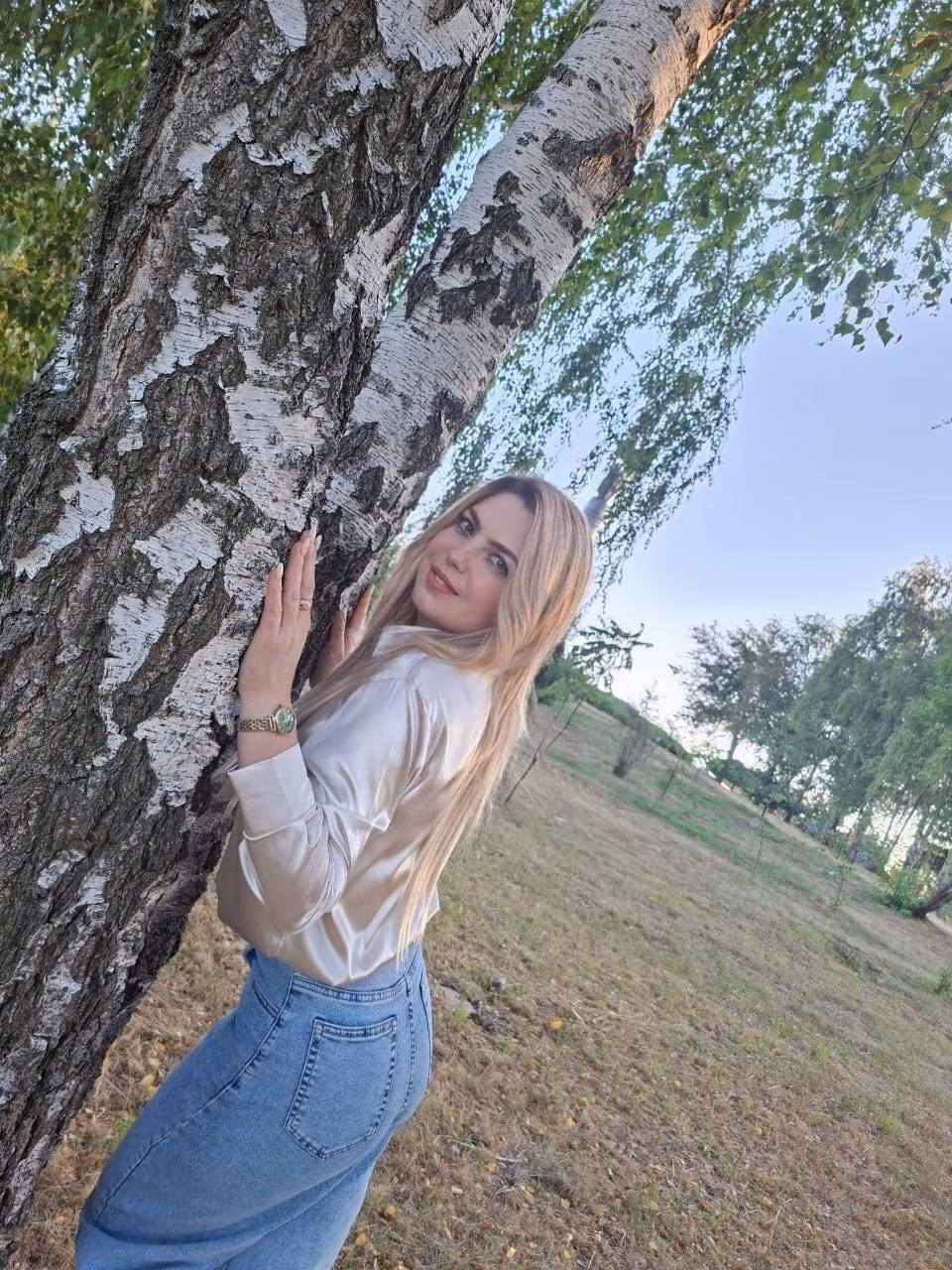 Oksana 44 Kiev Ukraine I dream of being your sweetheart lady