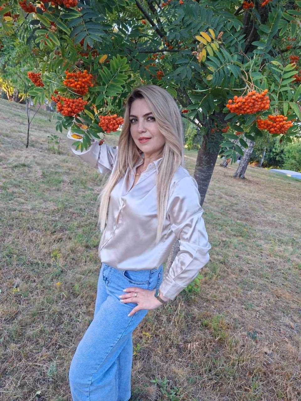 Oksana 44 Kiev Ukraine I dream of being your sweetheart lady