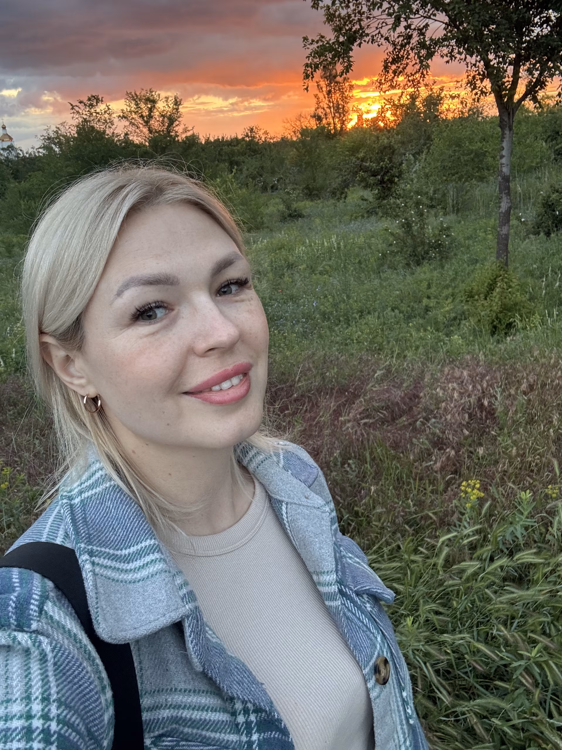 Alena 39 Kryvyi Rig Ukraine I want to be your darling forever