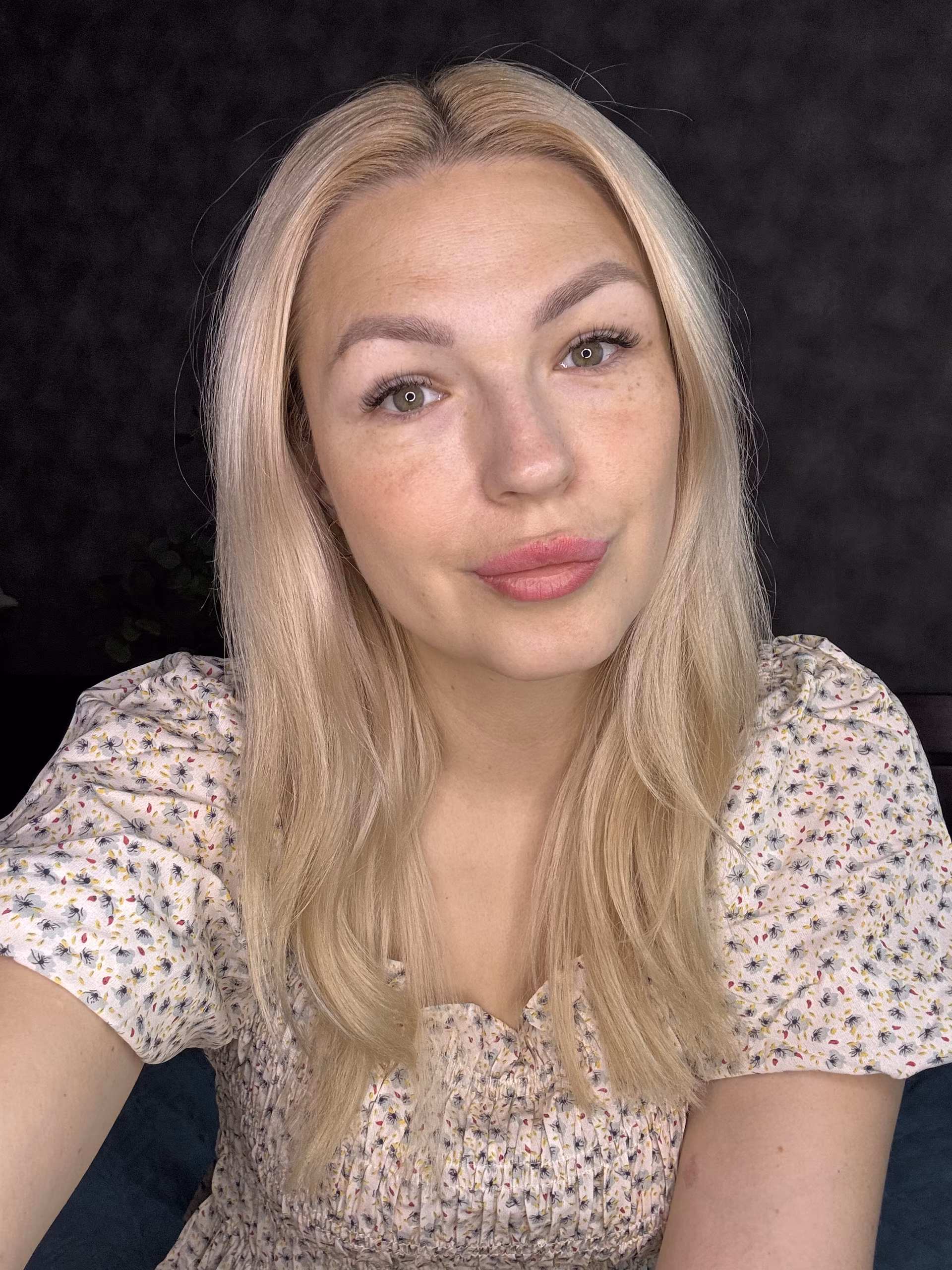Alena 39 Kryvyi Rig Ukraine I want to be your darling forever