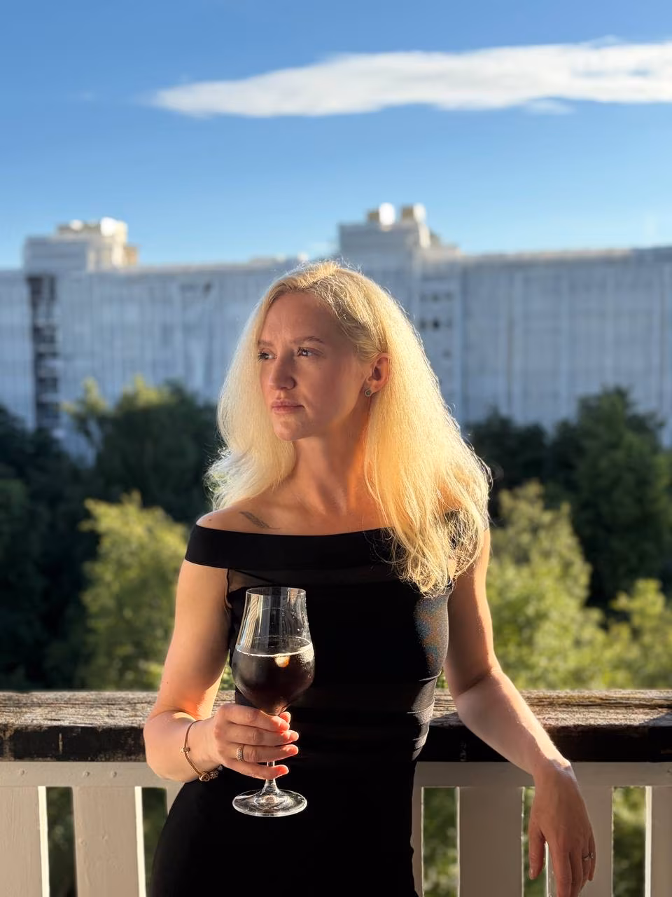 Iaroslava 42 Glukhov Ukraine I want to be your darling soulmate