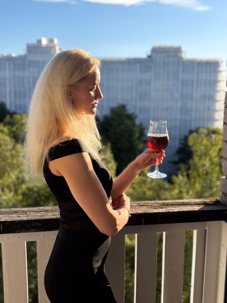Iaroslava 42 Glukhov Ukraine I want to be your darling soulmate
