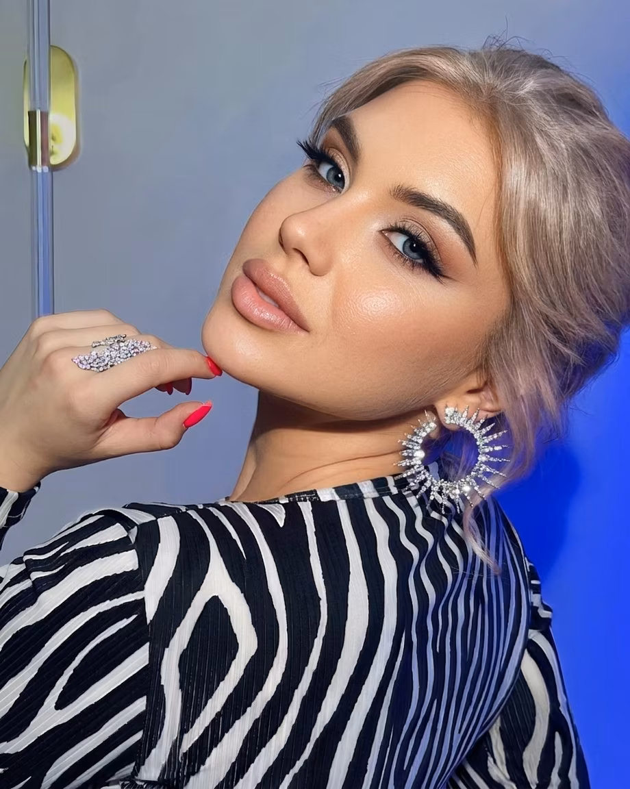 Krystyna 24 Kyiv  Ukraine I want to be your forever wife