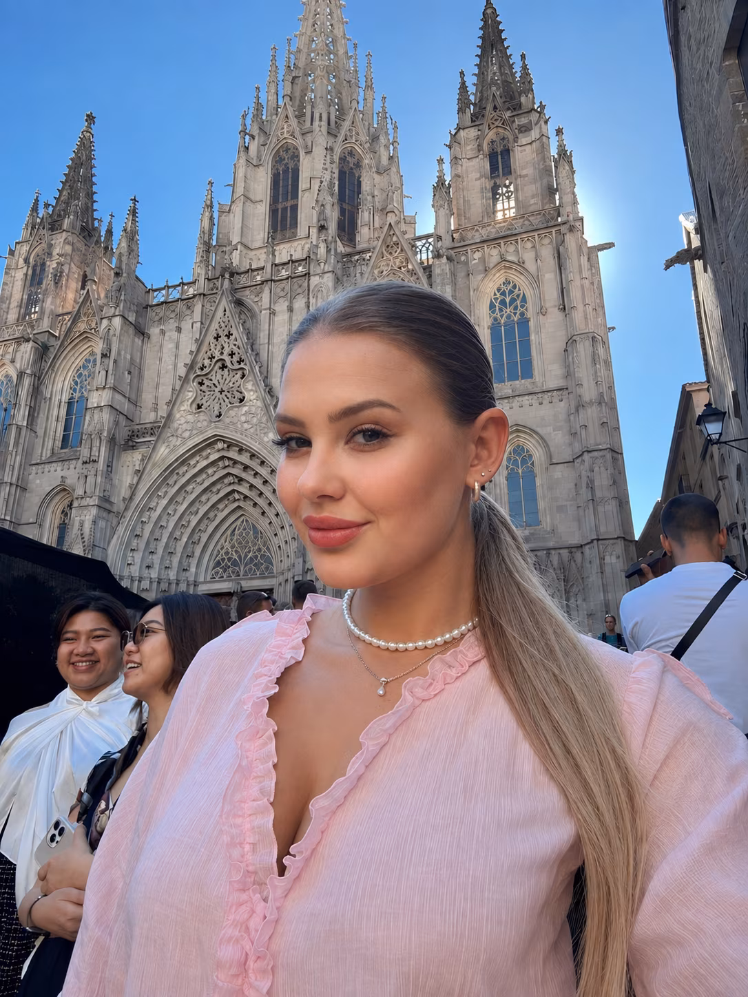 Anita 22 Okhtyrka Ukraine I want to be your soulmate forever