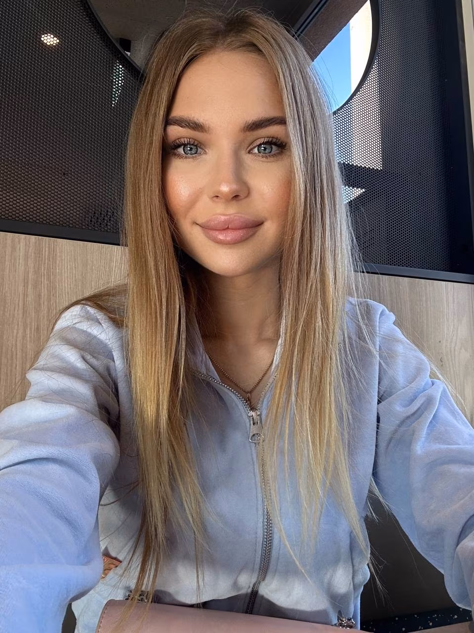 Karyna 27 Greifswald Germany I dream of being your darling princess