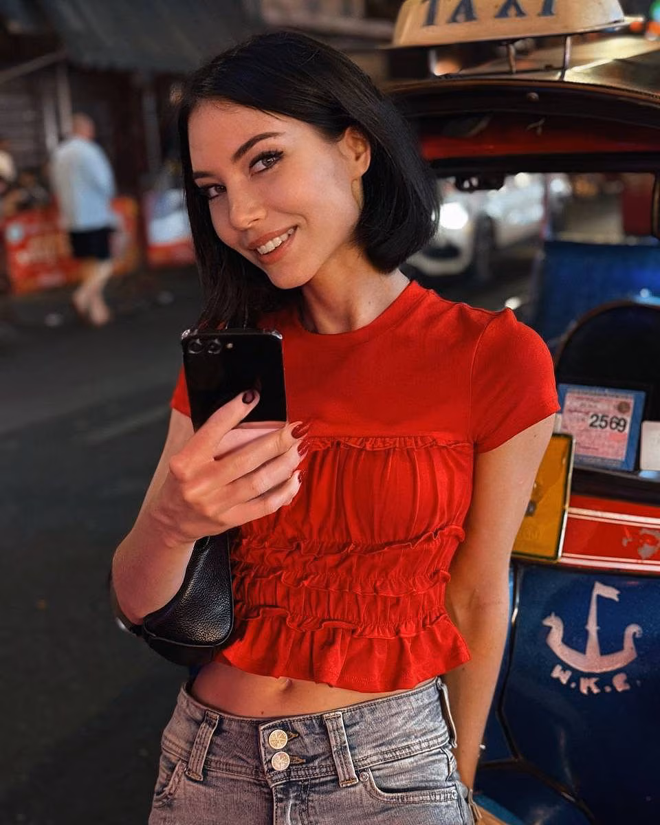 Yulia 30 Wrocław  Poland I want to be your dream bride