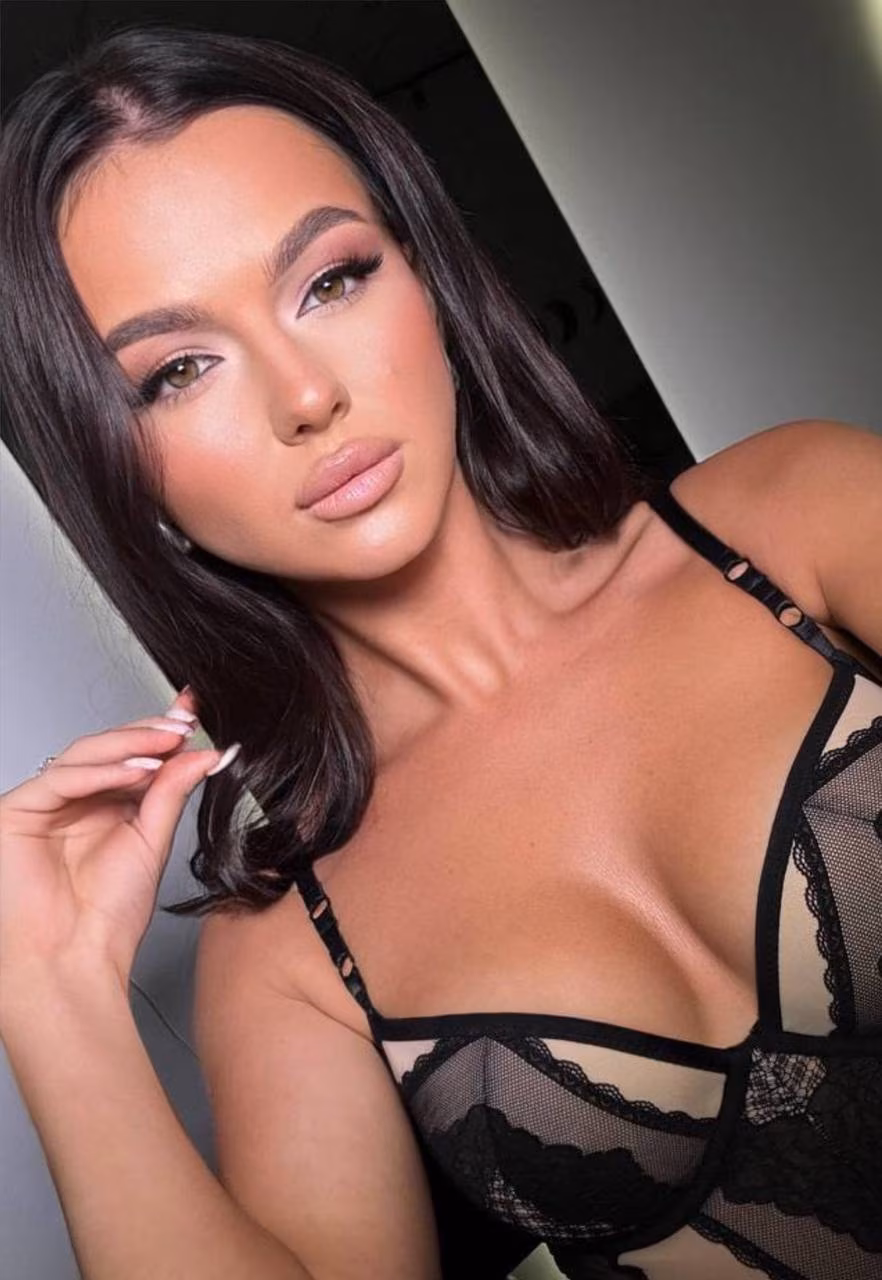 Victoria 28 Warsaw Poland I want to be your forever queen