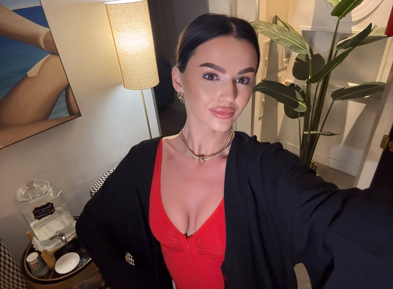 Victoria 28 Warsaw Poland I want to be your forever queen