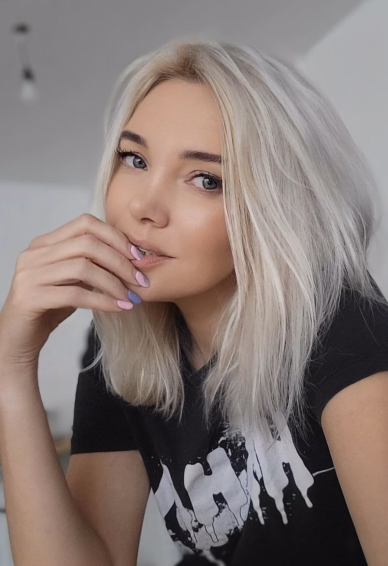 Yuliia 47 Berlin Germany I want to be your other half princess