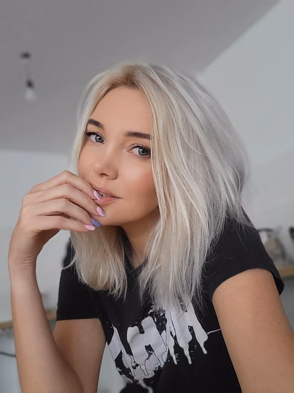 Yuliia 47 Berlin Germany I want to be your other half princess