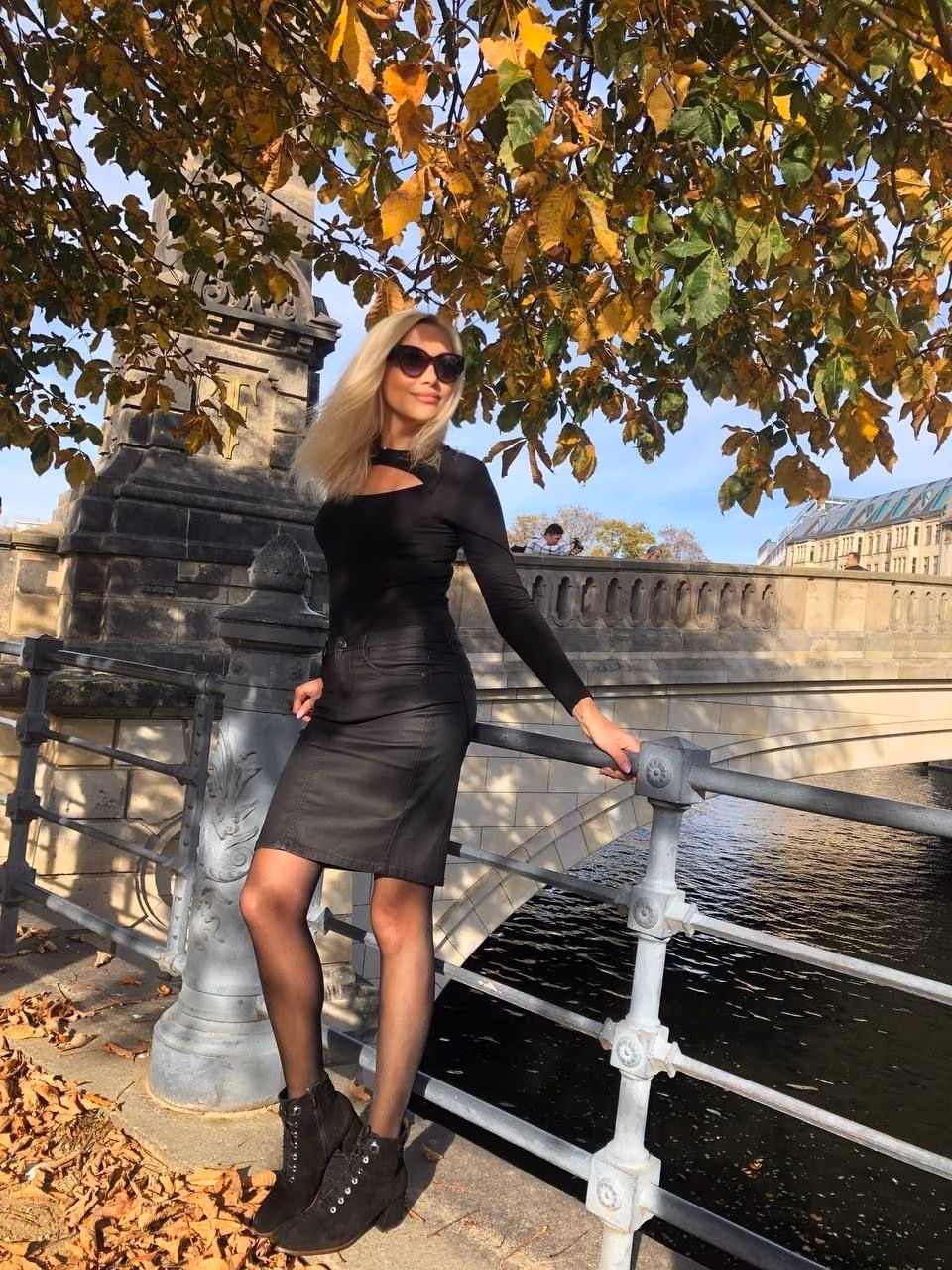 Yuliia 47 Berlin Germany I want to be your other half princess