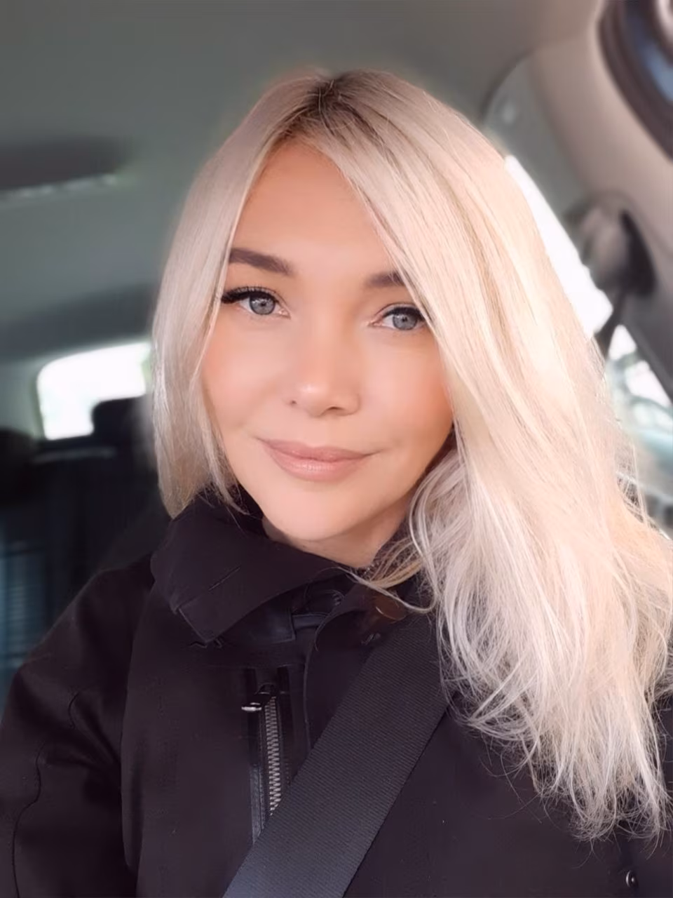 Yuliia 47 Berlin Germany I want to be your other half princess