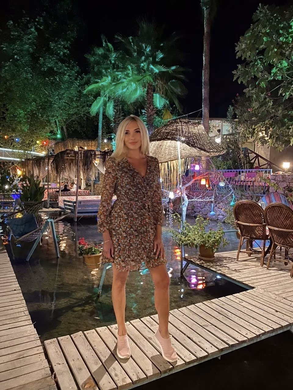 Yuliia 47 Berlin Germany I want to be your other half princess