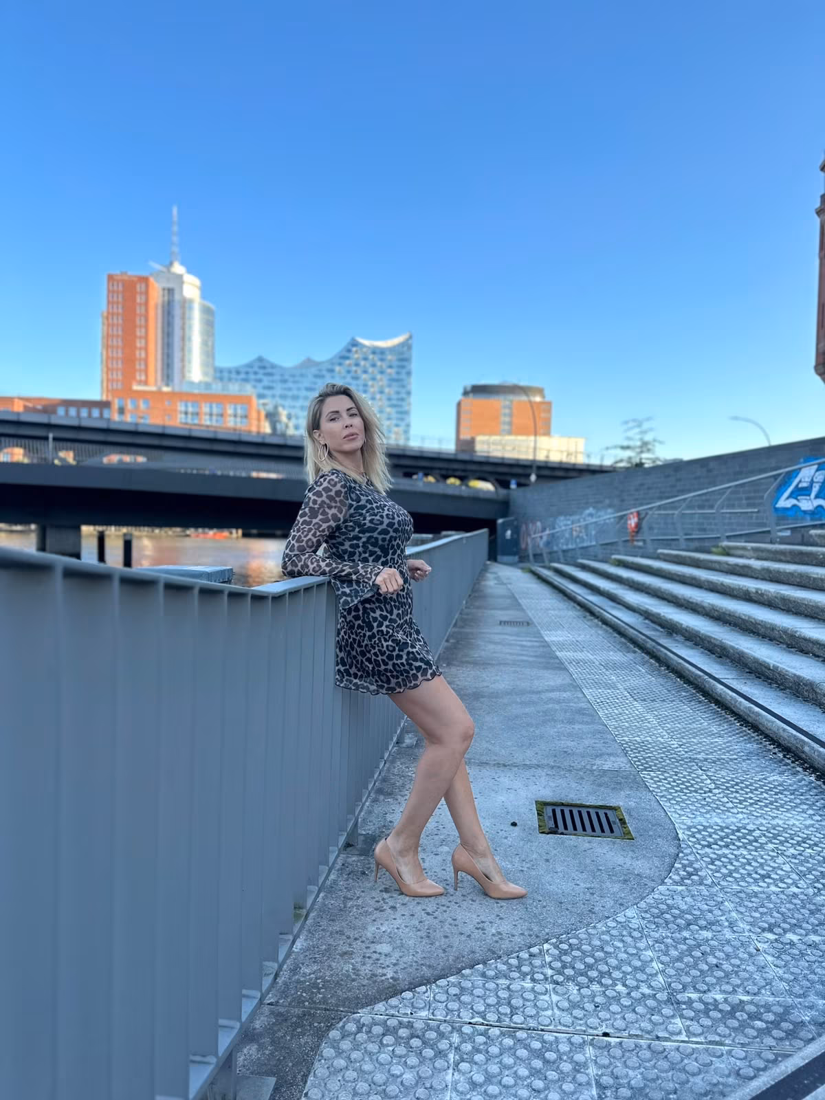 Anna 41 Hamburg Germany Let me be your one and only lady