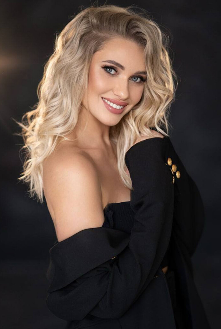 Alina the russian bride vf